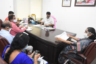 minister talasani review on animal husbandry in hyderabad