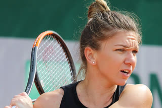 Simona Halep reaches Rome semis after Putintseva retires