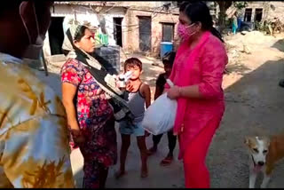 Karunanjali Foundation is constantly distributing ration to needy people in delhi