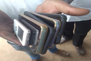 five-youths-arrested-for-cell-phone-theft