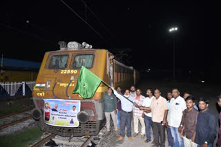 second Kisan train started  from Anantapur to Delhi