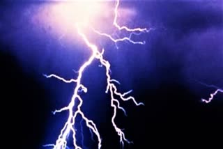 MP:4 people including 3 of same family died in lightening strike in Sidhi district