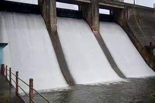 വാളയാർ ഡാം തുറന്നു  കനത്ത മഴയെ തുടർന്ന് വാളയാർ ഡാം തുറന്നു  പാലക്കാട് വാളയാർ ഡാം തുറന്നു  Heavy rain in palakad  Walayar Dam opened  palakad walayar dam opened  walayar dam opened