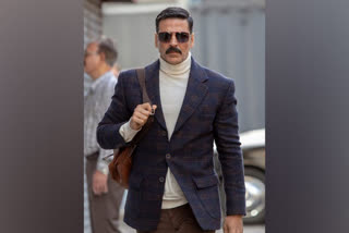 Akshay kumar in bell bottom