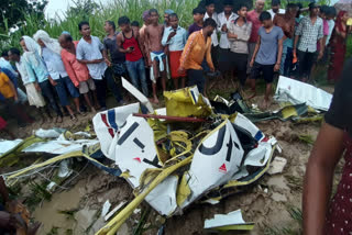 aircraft crash in UP  pilot training aircraft Azamgarh  pilot dead in aircraft crash in Indira Gandhi Rashtriya Udan Akademi  Amethi aircraft crash  Pilot dead as 4-seater aircraft crashes in UP  യുപിയിൽ പരിശീലന വിമാനം തകർന്നു  four seater aircraft crash