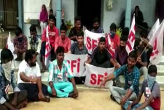 sfi protest  for diploma students