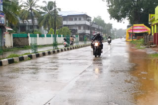 Heavy Rain fall in karavara