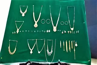 gold-recovery-by-police-and-thieves-are-arrested-at-mattampally-mandal-suryapet-district