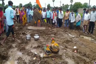 Ancient statues find at gopalapuram village in mahabubabad district