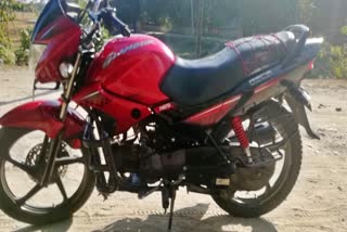 Glamour Bike stolen in Lakhimpur assam etv bharat news