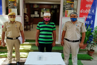 delhi police arrested a miscreant