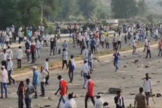 Tribal protesters block Udaipur-Ahmedabad highway, torch police vehicles