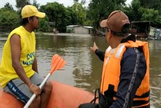 The water has started flowing down from Jalpaiguri town