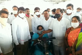 minister koppula eshwar distributed tri cycle to phc