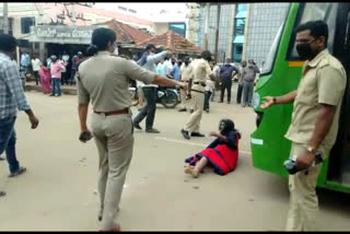 Woman upset at Hassan bus stop