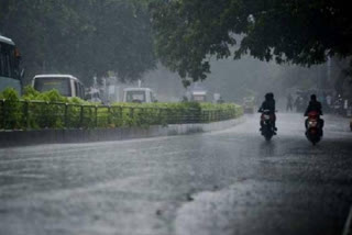 కొనసాగుతున్న అల్పపీడనం