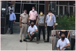 dwarka-police-arrested-wanted-rogue-arms-and-car-recovered