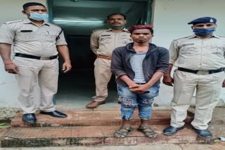 police-arrested-one-person-for-molesting-a-minor-girl-in-pendra