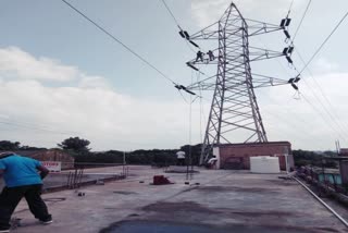 Penalty charged to those who stolen electricity in jharkhand, news of Electricity department jharkhand, झारखंड में बिजली चोरी करने वालों से वसूला गया जुर्माना , बिजली चोरी करने वालों पर बिजली विभाग ने की कार्रवाई, झारखंड बिजली विभाग की खबरें