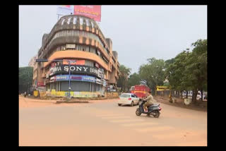 Hubli Bund boring response morning Today