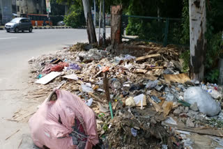 Garbage pile in tilak nagar at delhi