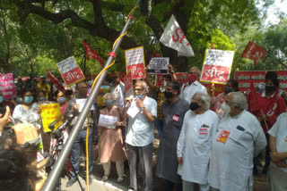 AIKS, CITU protest against Farm, Labour Bills in Delhi