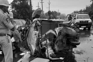 three died in road accident