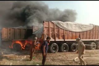 Fire in truck standing in Ghaziabad