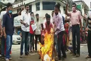 Statue of Prime Minister and Chief Minister cremated at Sivasagor