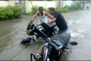 Water logged into part of Yadgiri shahara area