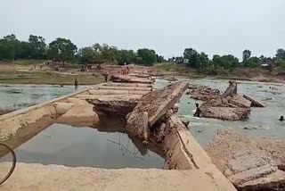 Bridge on Maniyari river collapsed