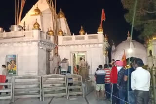 Devotees arriving in large numbers in Naina Devi temple