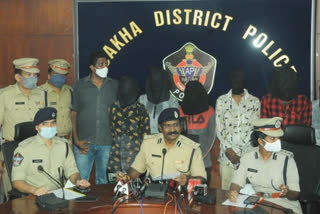 temple theft gang arrested in vizag