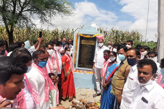 దౌల్తాబాద్​లో మెదక్​ ఎంపీ కొత్తప్రభాకర్​ రెడ్డి పర్యటన