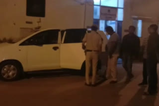 Delhi Police SI shoot his female friend in Alipur at delhi