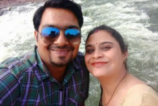 Woman went to picnic with husband in the fast flow of water, search continues