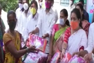 bathukamma festival gifts bathukamma sarees distribution at chinna kodur in siddipet district