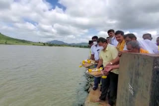 M. P. Renukaacharya Visits savalanga lake