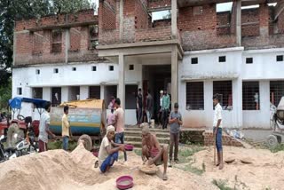 incomplete-hospital-construction-work-in-final-stage-in-giridih