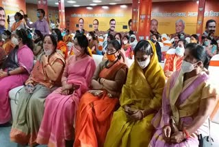 meeting mahila-morcha-workers-