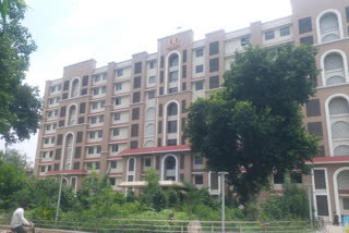 ahemdabad city court