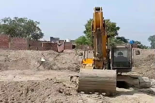 Villagers accuse sarpanch of illegal mining