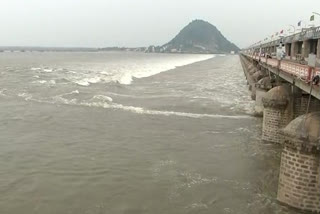flood flow decreased in prakasam barrage