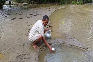 Flood victims are suffering from shortage of drinking water at Dhemaji