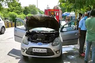 short circuit in car, fire in moving car