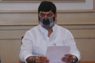 Dhananjay Munde