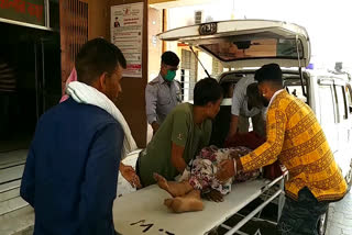 Family taking injured to hospital