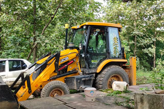 Forest department seized JCB machine digging moorroom