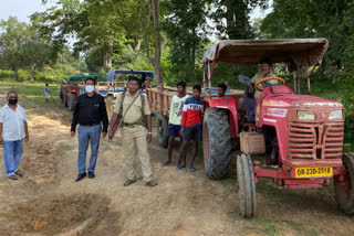 Mining department team raid on baloo ghat in simdega