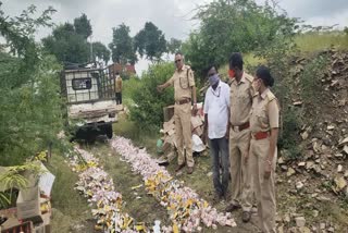 ಸಾರಾಯಿ ನಾಶ ಮಾಡಿದ ಅಬಕಾರಿ ಇಲಾಖೆ